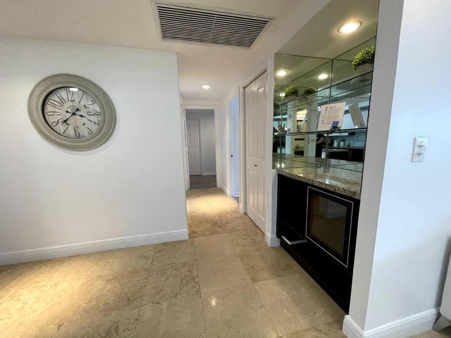 Breathtaking Ocean View! 15Th Floor Apartment Miami Beach Luaran gambar