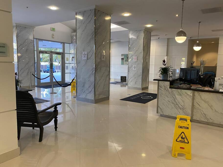 Breathtaking Ocean View! 15Th Floor Apartment Miami Beach Luaran gambar